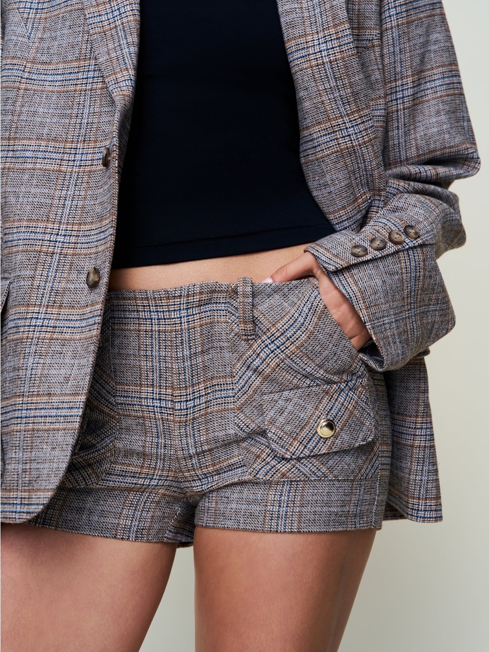 Guizio Penelope Patch Pocket Tartan Short